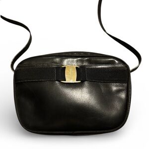 Salvatore Ferragamo Vara Bow Black Leather Shoulder Bag Italy